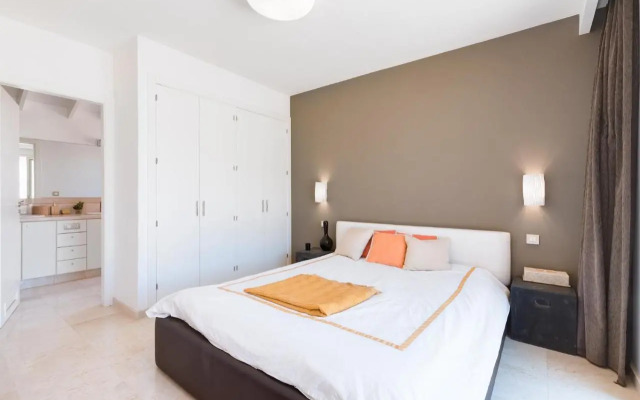 Adjona 2-2 PENTHOUSE SEA VIEW & JACUZZI 2B