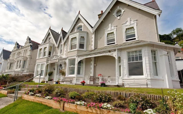 Sefton Court