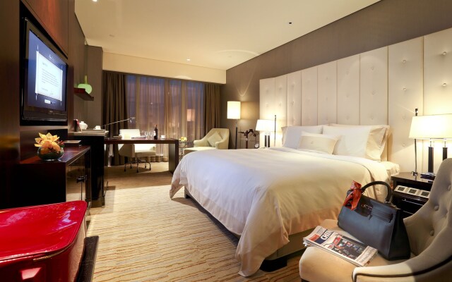 Royal International Hotel