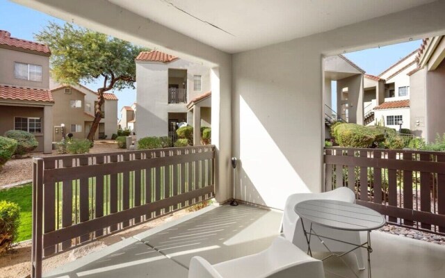 CozySuites TPC Scottsdale with pool 2