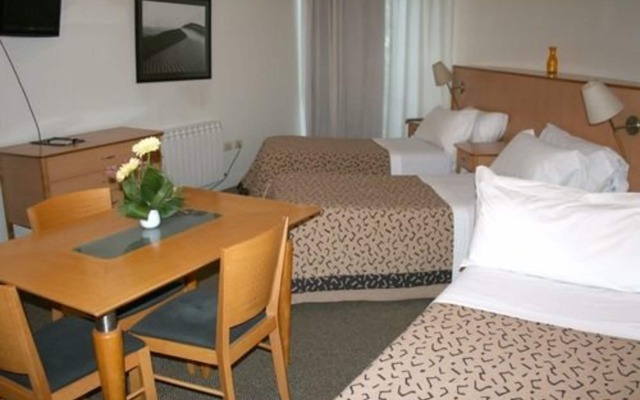 Urbana Suites