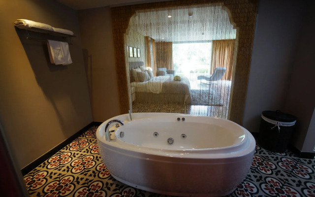 Plumeria Private Villa