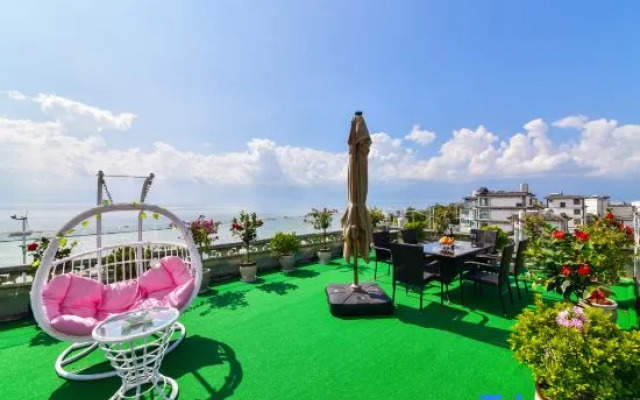 Erpan Qingfeng Inn (Erhai Branch, Dali)