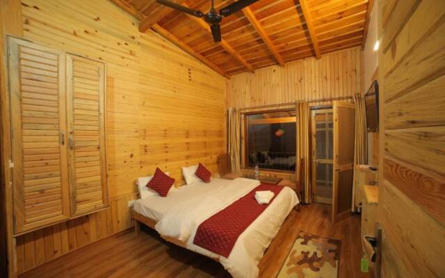 Goroomgo Wooden Umbrella Bhimtal