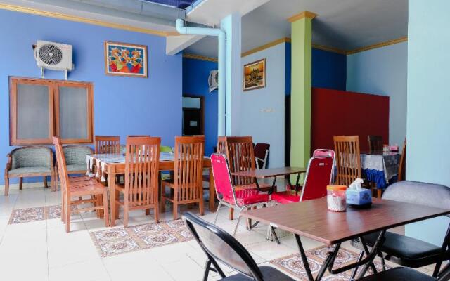 Amalia Guest House by OYO Rooms