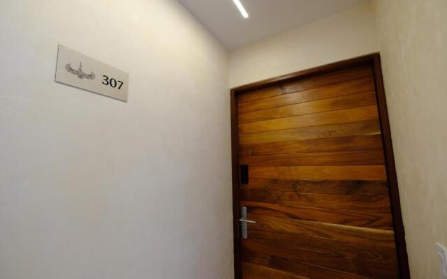 307 Amazing jungle view apartment.