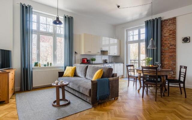 Sanhaus Apartments - 13 Chopina Street