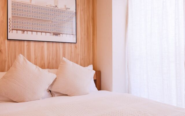 Grand Court Namba 605