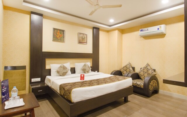 OYO 10168 Hotel AVS Sweet Magic