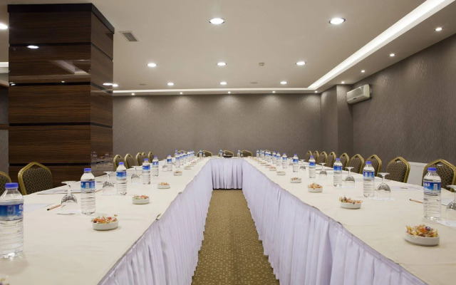 Atalay Hotel