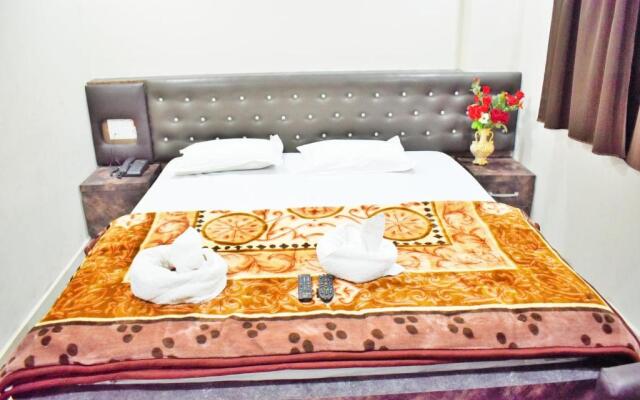 Hotel Grand Palace By WB Inn