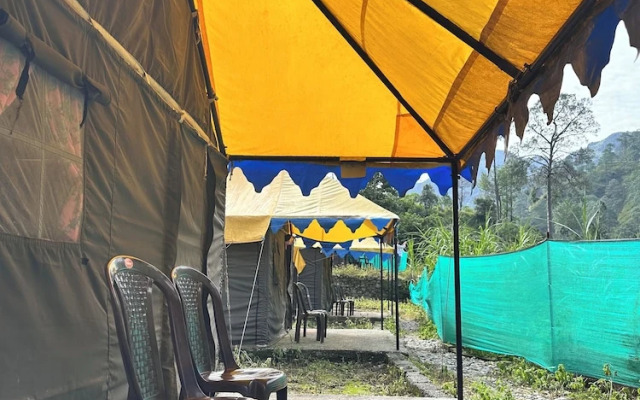 The Gazzaar Riverside camp