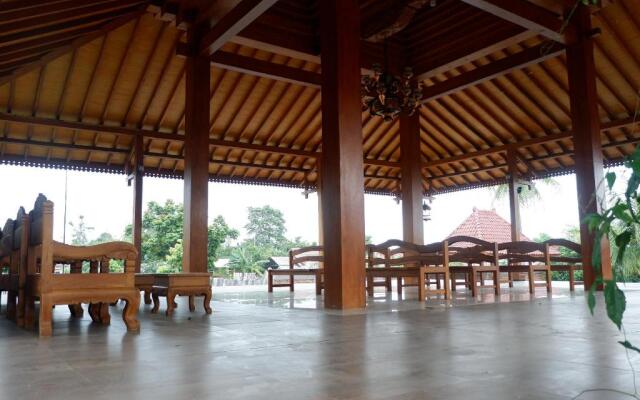 OYO 1567 Pendopo Tumaritis Syariah