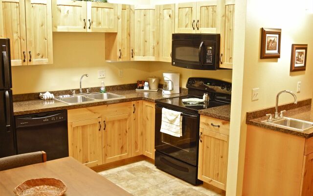 Arbuckle Lodge