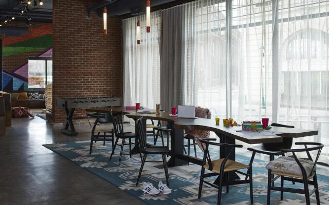 Moxy Chattanooga Downtown