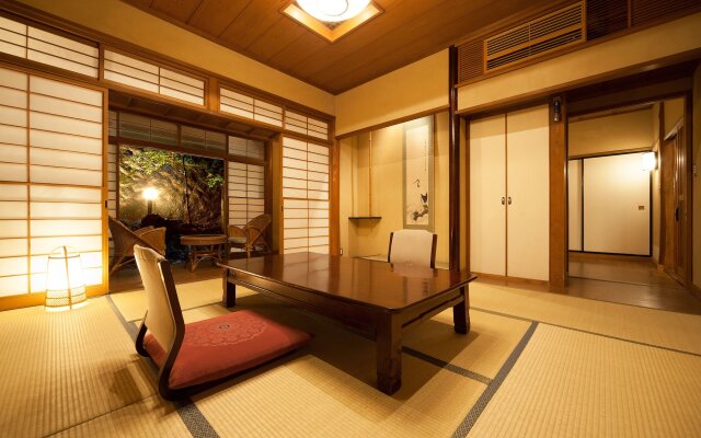 Ryokan Motoyu Kansuiro