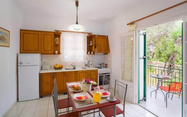 Marguerita House in Paxi