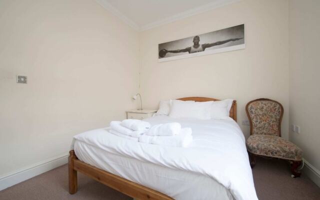 Unique and Cozy 1 Bed Flat in Dalston
