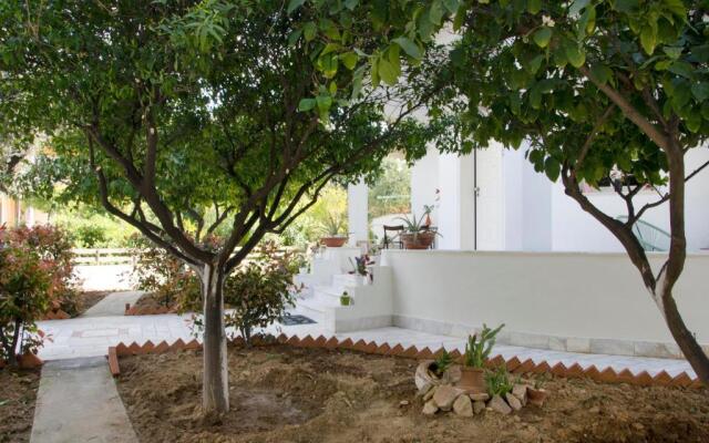 Garden House with Patio