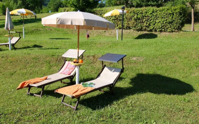 Mansion in Apecchio With Pool