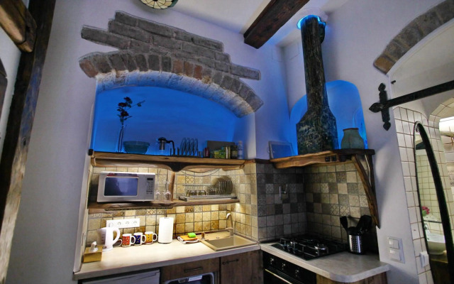 Medieval Super Studio