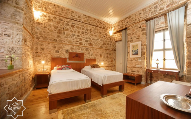 Delight Deluxe Hotel