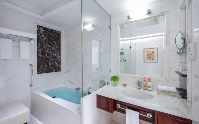 Crowne Plaza Hotel & Suites Landmark Shenzhen by IHG