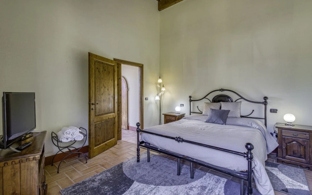 Countryside Home Figline With Pool & Gym