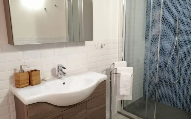 IseoLakeRental - Hill Apartments