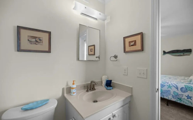 Summer School 2 Bedroom Condo by RedAwning