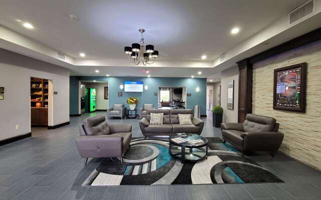 Best Western Plus Kenedy Inn