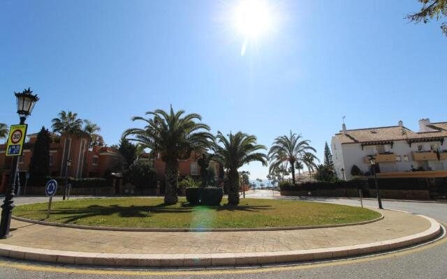 Lovely Bahia Marbella apartment