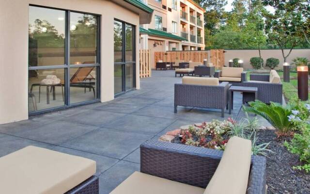 Courtyard Houston The Woodlands