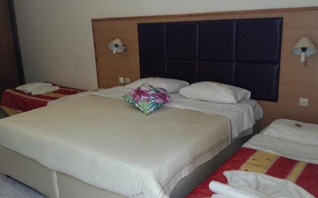 George Beach Studios & Villas