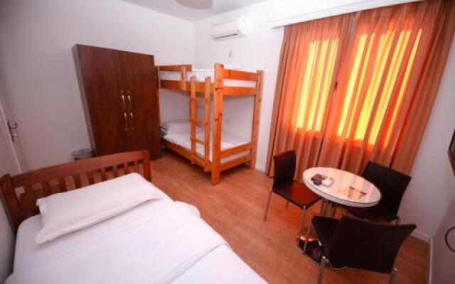 Hostel Elior