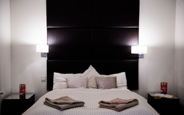 Dfive Apartments - Little Boss