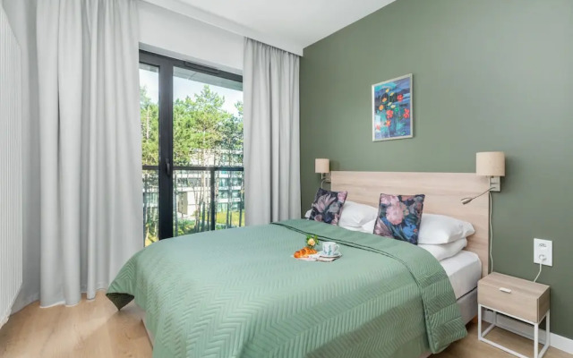 Shellter Suita Flora by Renters Prestige