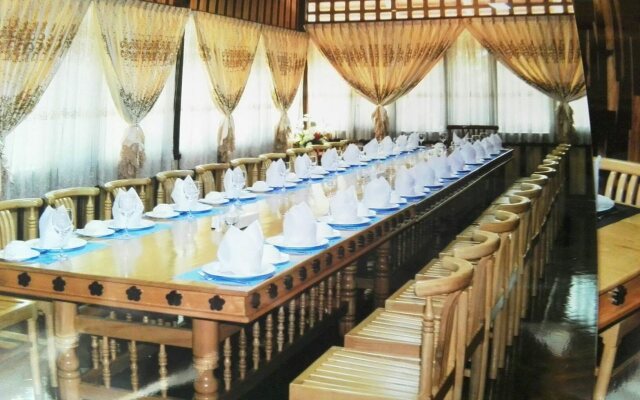 Oak Thar Kyaw Hotel