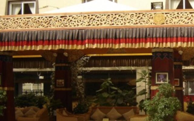 Paradise Hotel