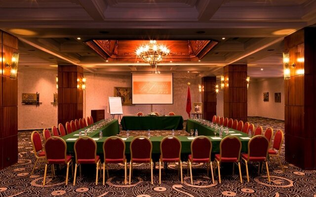 Le Zenith Hotel