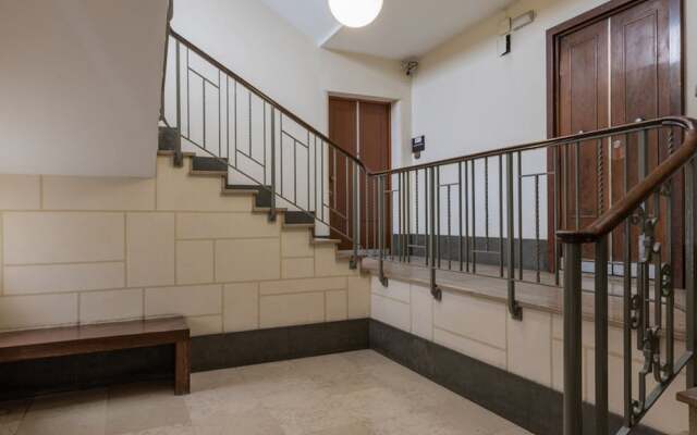 Elegant Home With Terrace by Wonderful Italy