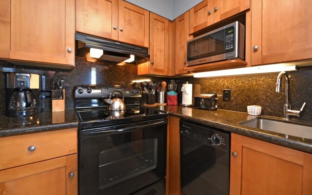 Paki Maui 207 1 Bedroom Condo