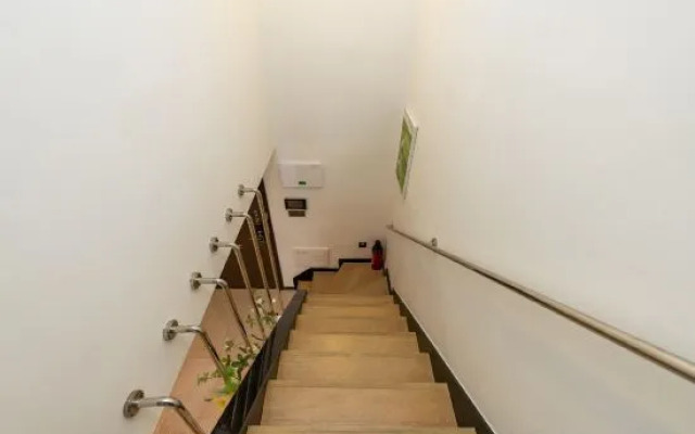 Tugui Apartment (Shenzhen North Railway Station)