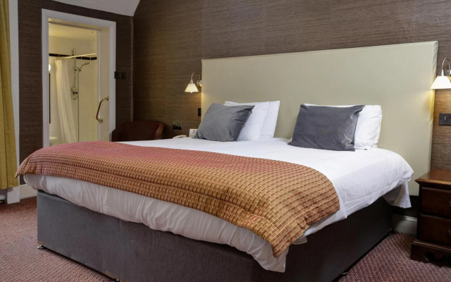 The Rose and Crown Hotel – Tonbridge