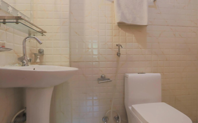 OYO 789 Hotel Shivam Plaza