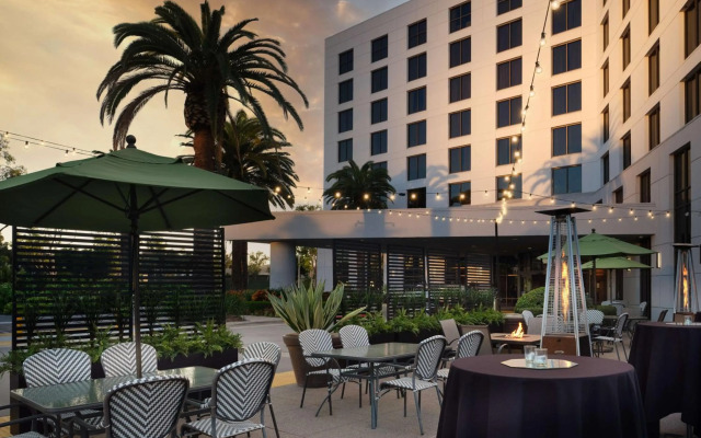 DoubleTree by Hilton Irvine - Spectrum