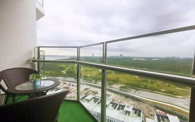 Almas Suites Puteri Harbour