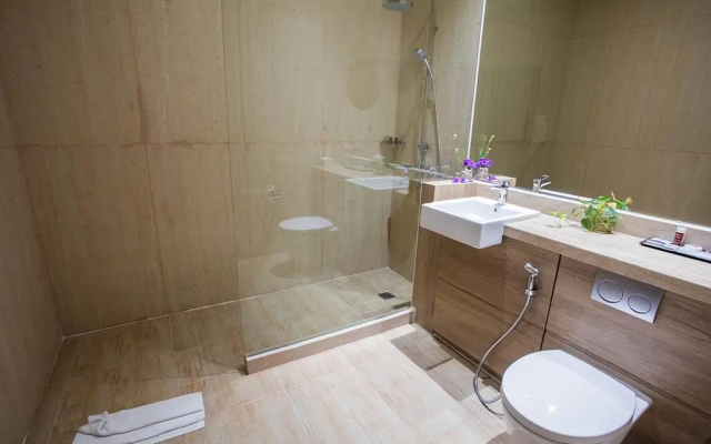 Bigland Hotel & Convention Sentul