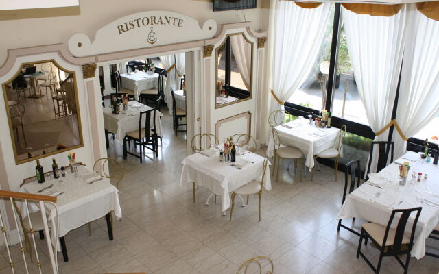 Hotel Ristorante Commercio