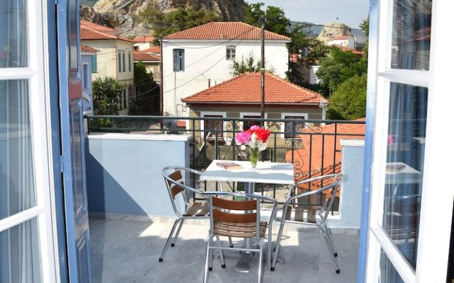 Blue Sky Hotel